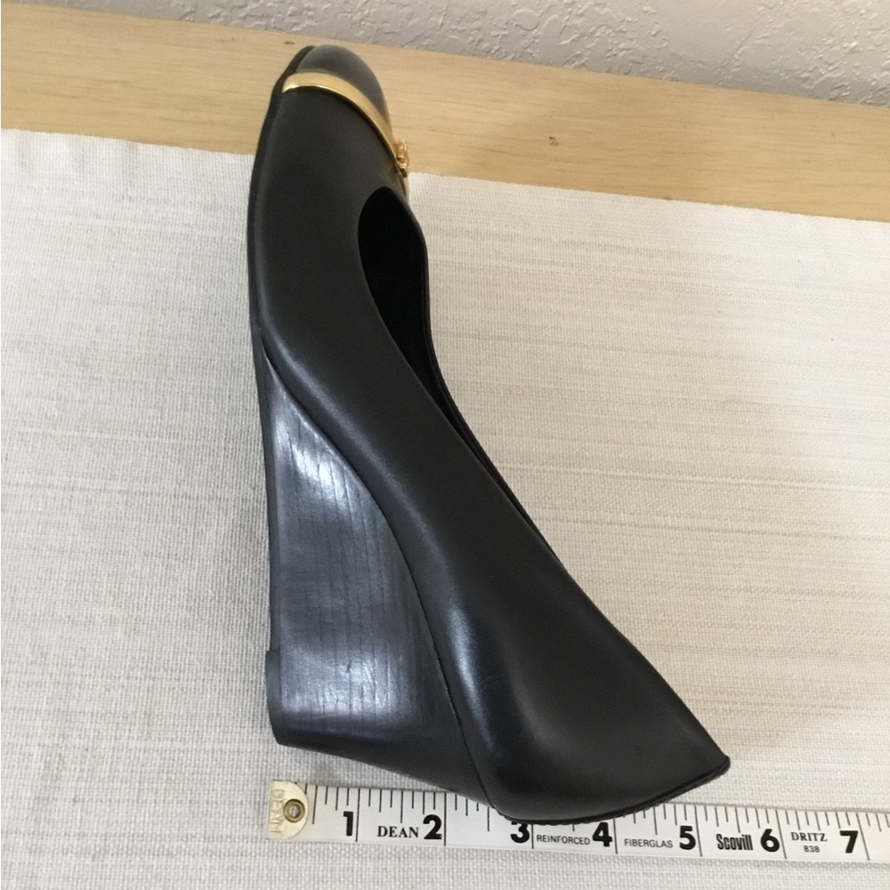 Tory Burch Pacey wedges  Black Patent Leather Cap Toe Shoes For Woman Size 8M - Picture 12 of 13
